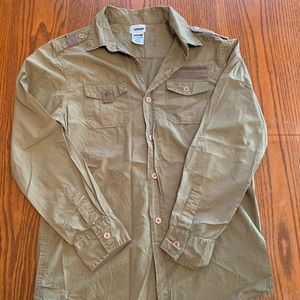 Military style long sleeve shirt